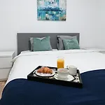 Lägenhet Gabi - Chic With Parking Close To Veranda Mall *