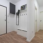 Gabi - Chic With Parking Close To Veranda Mall Apartman *