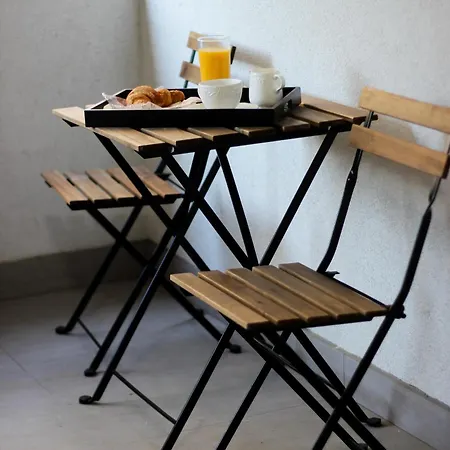 Gabi - Chic & Spacious 2 Bd Apt Near Veranda Mall & Obor Market *