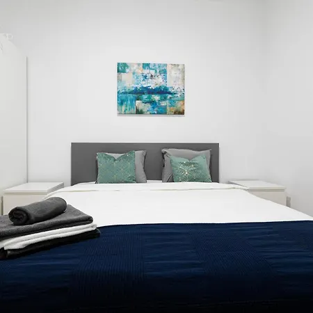 Appartement Gabi - Chic With Parking Close To Veranda Mall *