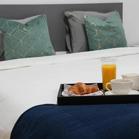 Gabi - Chic With Parking Close To Veranda Mall Appartement Bucarest