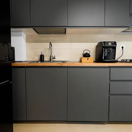 Gabi - Chic With Parking Close To Veranda Mall Apartamento