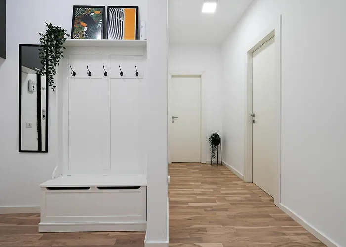 Gabi - Chic With Parking Close To Veranda Mall *