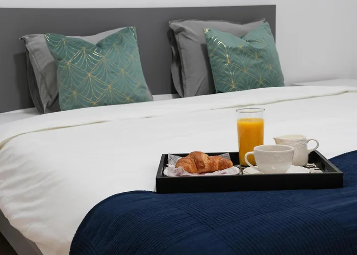 Gabi - Chic With Parking Close To Veranda Mall Apartman Bukarest