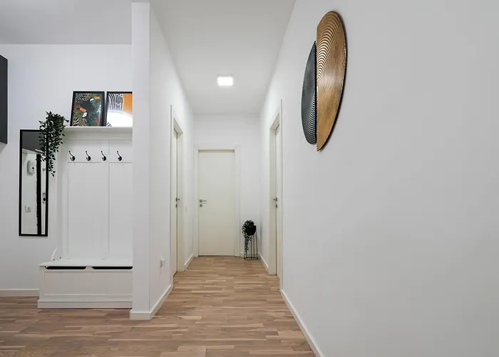 Apartman Gabi - Chic With Parking Close To Veranda Mall Bukarest