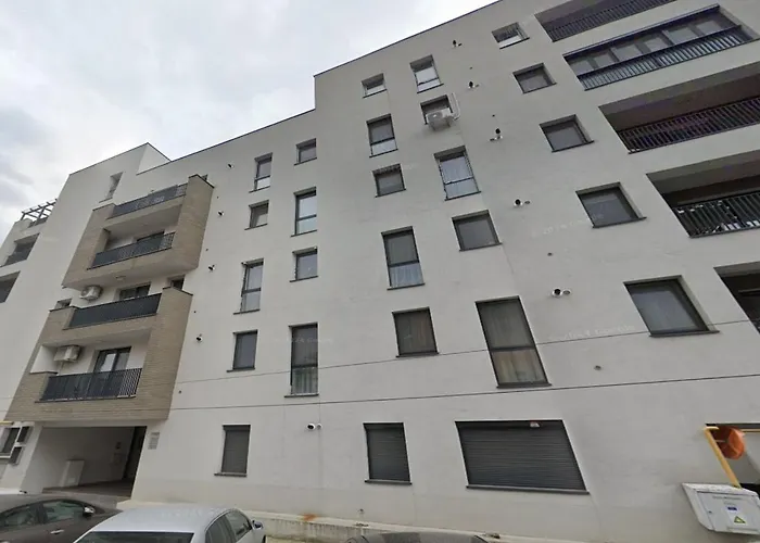 Gabi - Chic With Parking Close To Veranda Mall * بوخارست