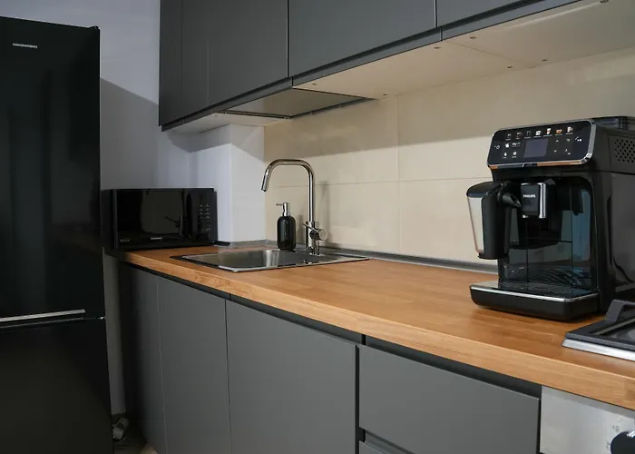 Gabi - Chic With Parking Close To Veranda Mall Lägenhet *