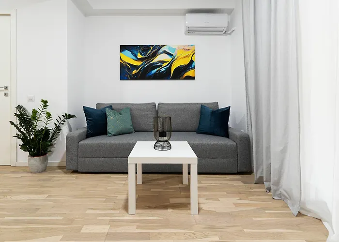 Appartement Gabi - Chic With Parking Close To Veranda Mall