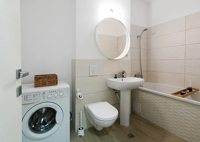 Gabi - Chic With Parking Close To Veranda Mall * Bukarest