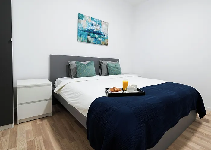 Gabi - Chic With Parking Close To Veranda Mall Boekarest