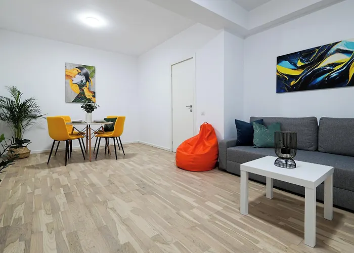 Apartament Gabi - Chic With Parking Close To Veranda Mall