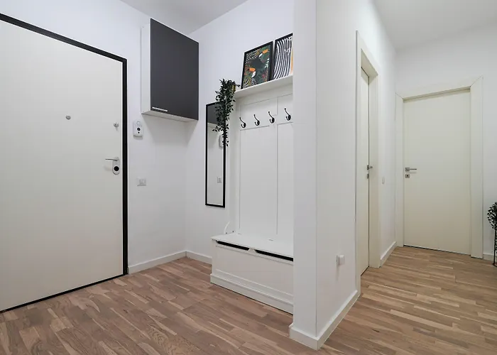 Gabi - Chic With Parking Close To Veranda Mall Apartman *