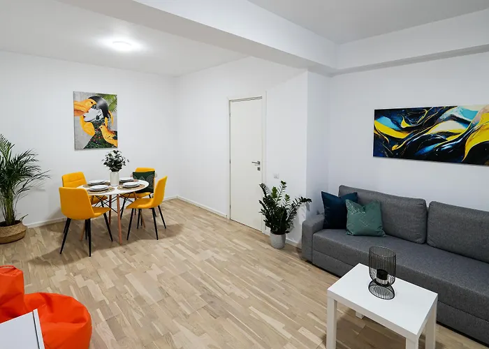 Apartamento Gabi - Chic With Parking Close To Veranda Mall