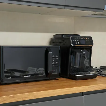 Gabi - Chic With Parking Close To Veranda Mall *